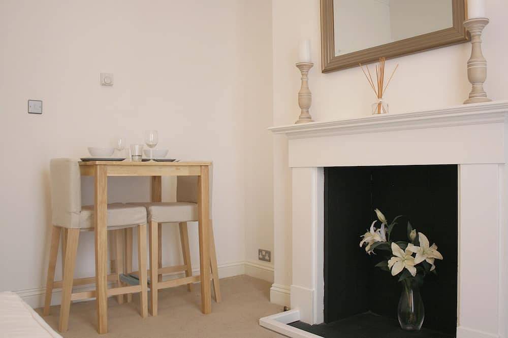 Lower Pantiles Apartment in Royal Tunbridge Wells, Kent