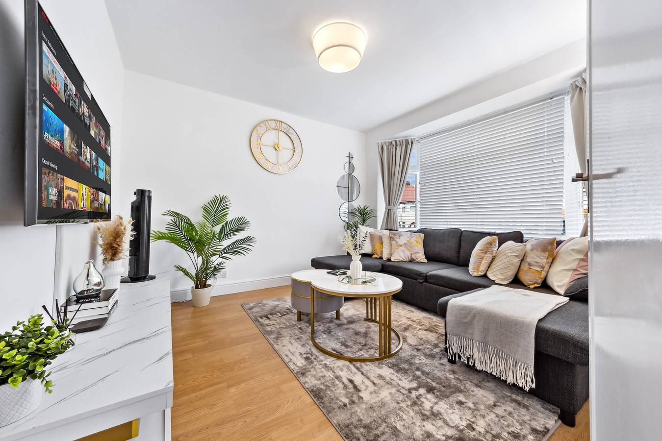 Cozy 3bd, Garden, Free Parking, M25,Bluewater in Dartford, Kent