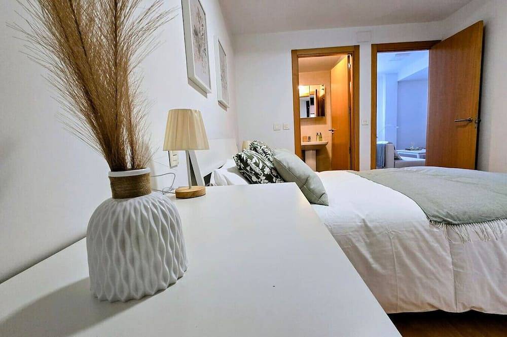 Apartamento entero, Explore Tarazona from This Central & Peaceful Flat in Tarazona, Provincia de Zaragoza