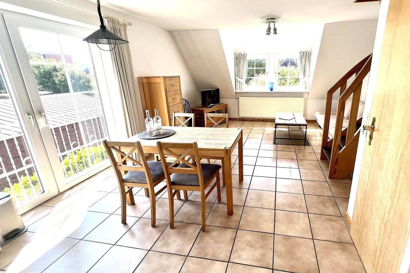 Ganze Wohnung, Lichtdurchflutete Ferienwohnung in ruhiger Lage mit Sauna in Westerland in Westerland, Sylt (Gemeinde)