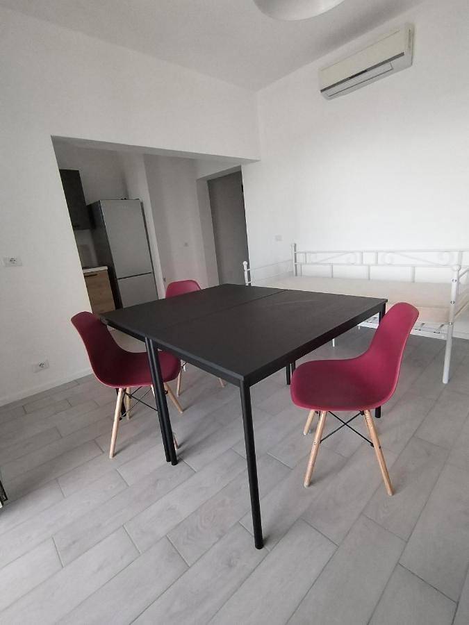 Gîte pour 5 personnes, avec balcon à Torre Chianca - 3