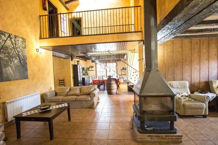 Chalet para 11 personas, con jardín, Familias con niños en Alto Campo - 2