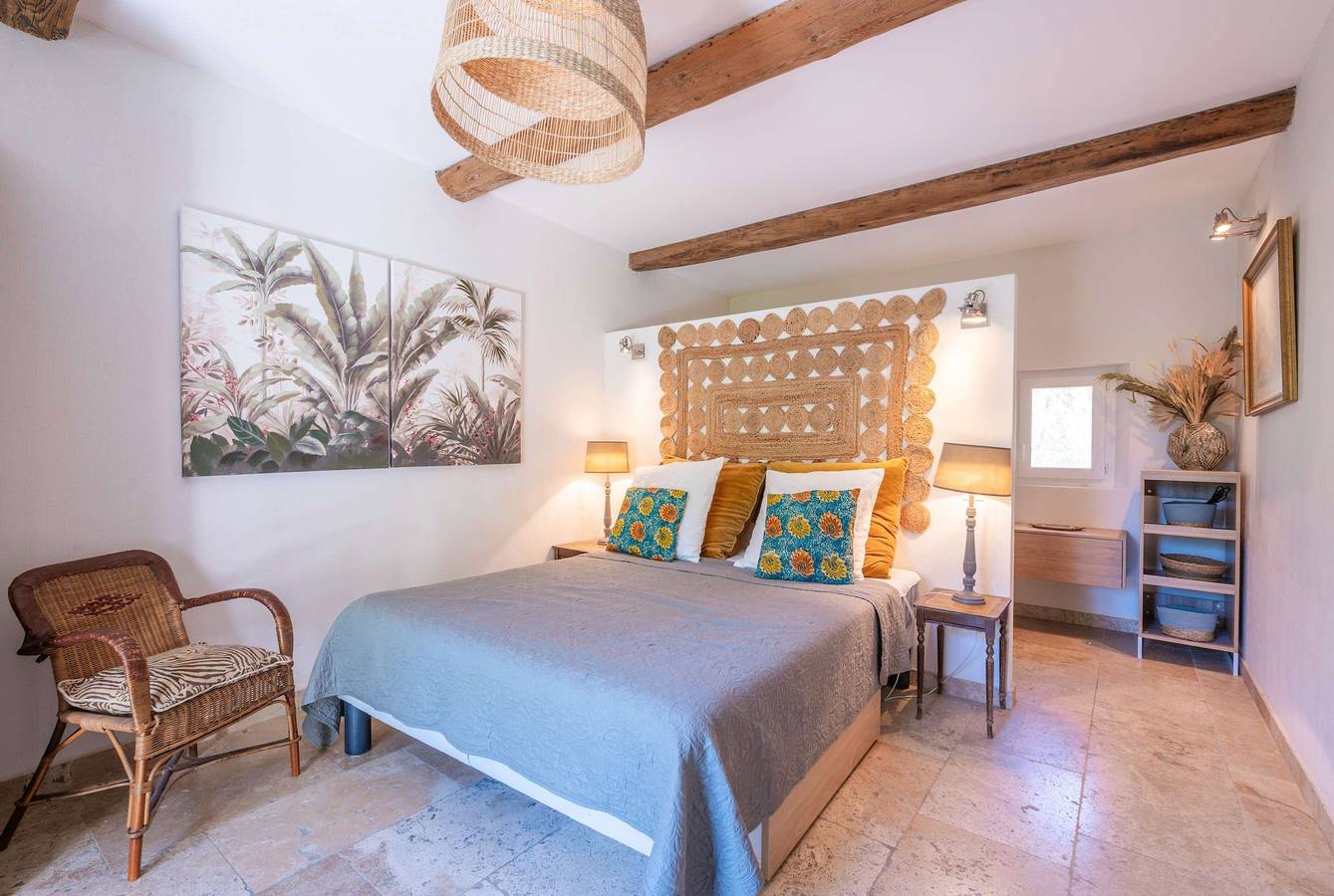 Authentic Mas in Paradou – Alpilles in Paradou, Arles region