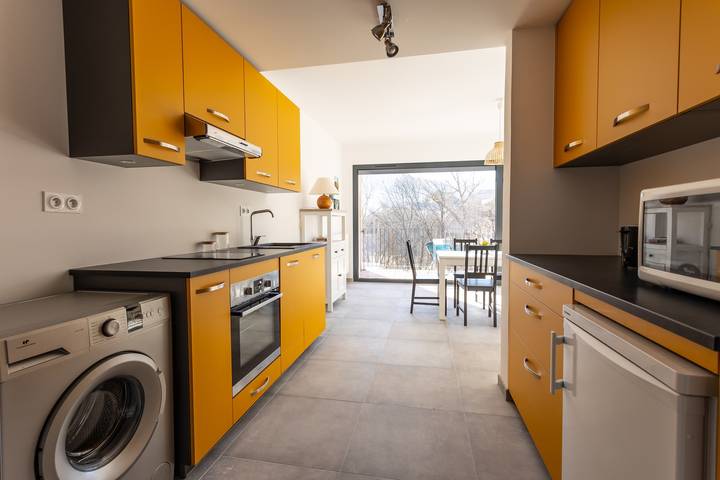 Gîte pour 6 personnes, avec balcon à Embrun - 4