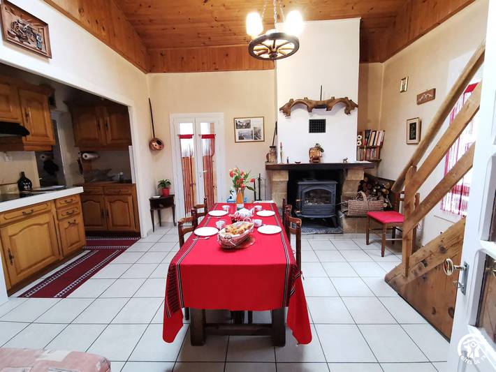 Gîte pour 5 personnes, avec terrasse et jardin, animaux acceptés à Sahorre - 3