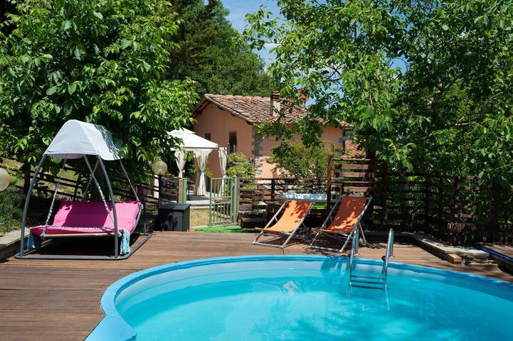 Rustico per 8 persone, con giardino e terrazza in Firenze e dintorni