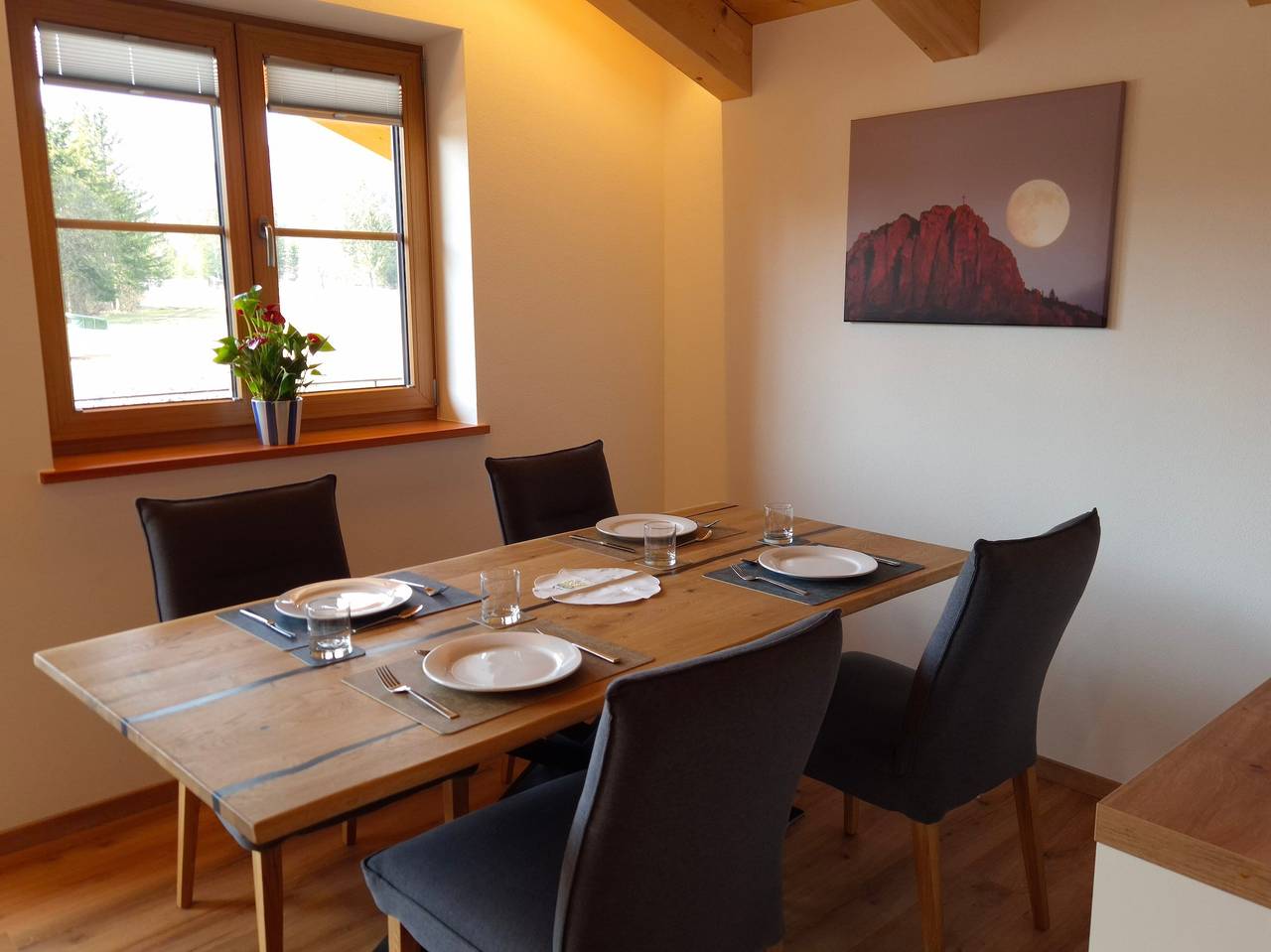 Ganze Wohnung, Apartment 'Haus Stoabock' mit Bergblick, Balkon und Wlan in Wallgau, Walchensee