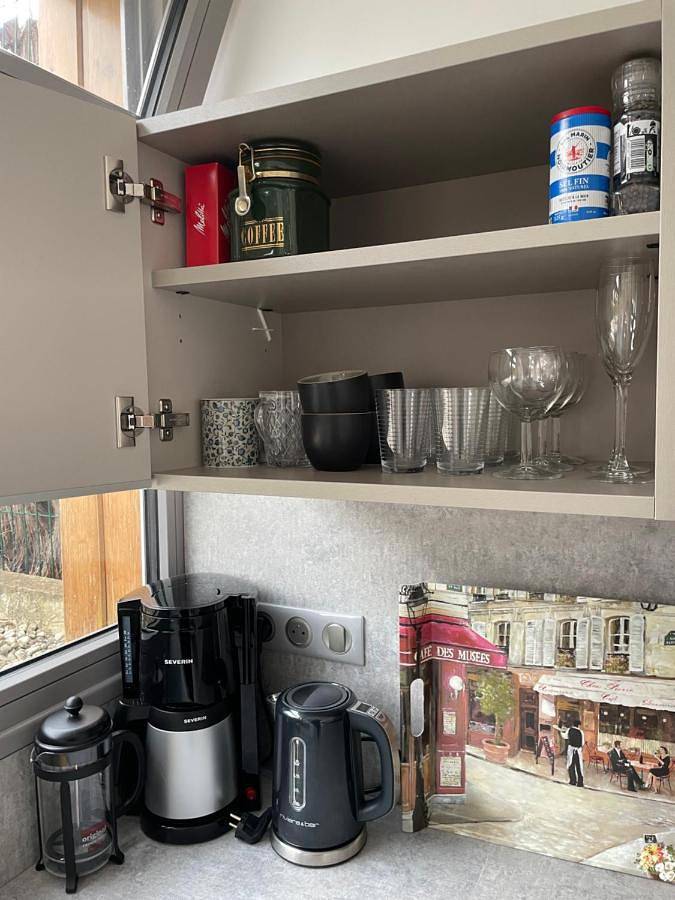 Appartement entier, T1 à 5' de la gare, 25' de Paris in Verneuil-sur-Seine, Yvelines