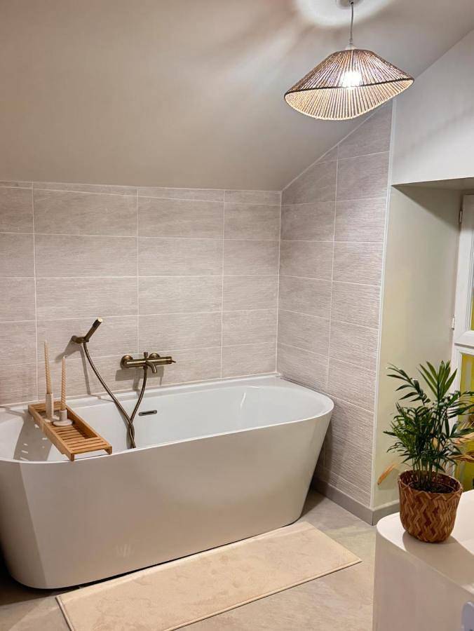 Gîte pour 2 personnes, avec terrasse dans Lac de Saint-Cyr - 3