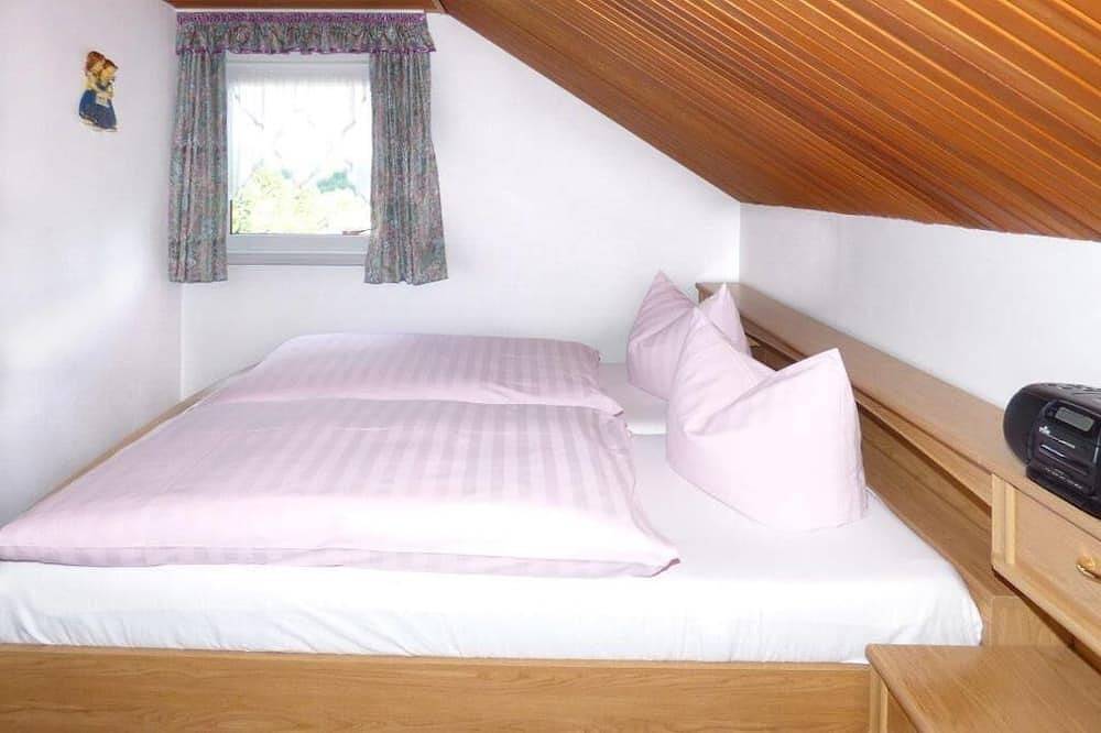 Apartamento inteiro, Fw No. 4 | Apartamento com sala para crianças e cozinha in Lindberg, Baviera Oriental