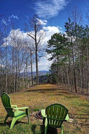 Gîte pour 6 personnes, avec jacuzzi et jardin, animaux acceptés dans Almond (Caroline du Nord)