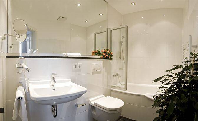 Hotel Augustiner Tor - Dreibettzimmer in Konstanz, Landkreis Konstanz