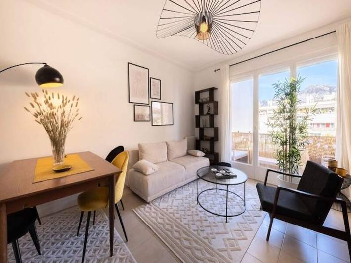 Apartamento para 4 personas, con balcón, Se admiten mascotas en Roquebrune-Cap-Martin