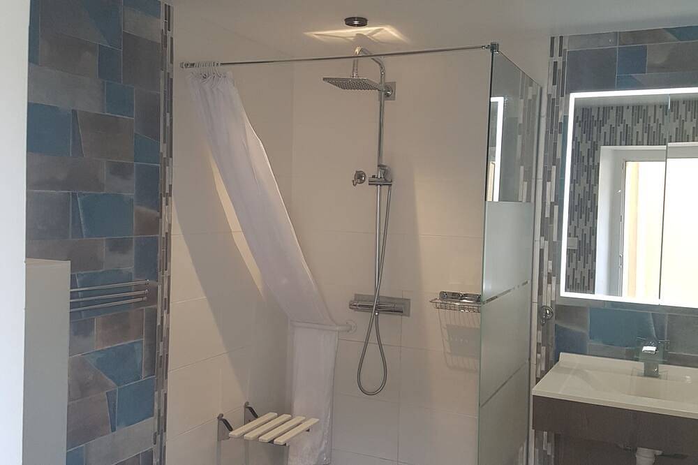 Entire apartment, Superb Studio in the heart of Bayeux in Bayeux, Bayeux region