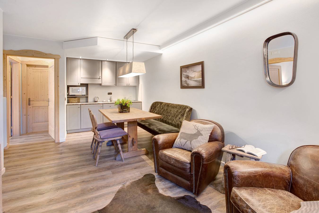 Ganze Wohnung, Ferienwohnung "Chalet Sonne Comfort" in der Nähe des Skigebiets mit Bergblick und Garten in Teola, Livigno