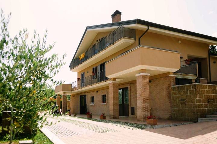 Casa vacanza per 2 persone, con Terrazza e Giardino nonché Piscina ad Avellino