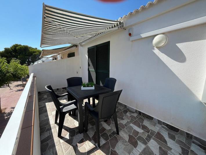 Entire apartment, Apartment with a spectacular sunset. Modern with satellite Tv and beach 5 min away in Cala Blanca, Ciutadella