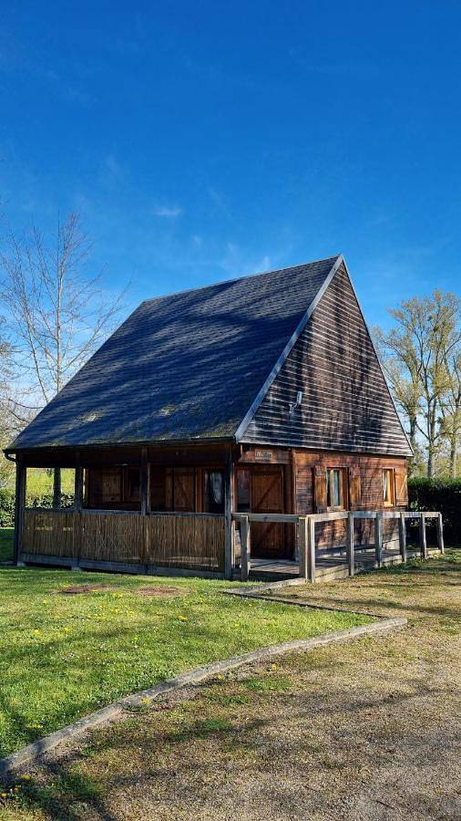Chalet pour 4 personnes, avec Balcon ainsi que Terrasse et Jardin