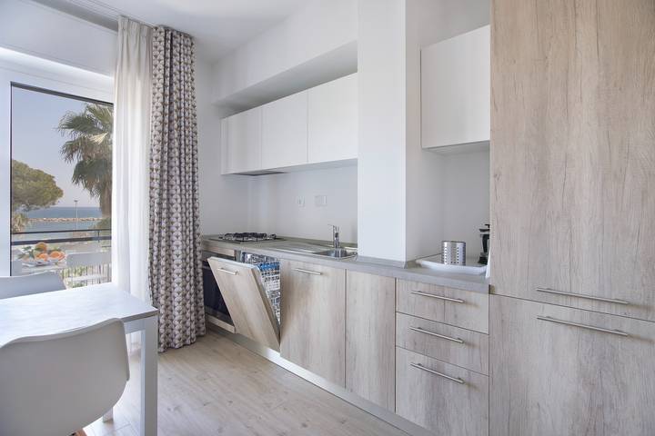 Appartamento intero, Cristoforo Colombo 12 Int 5 in San Bartolomeo al Mare (Città), San Bartolomeo al Mare