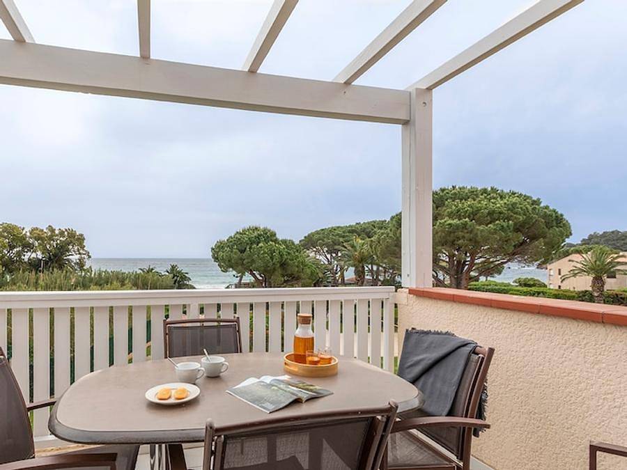 Pierre & Vacances Résidence L'Anse de Pramousquier - Wohnung 6 personen - - 1 Schlafzimmer + 1 Schlafalkoven - Terrasse oder Balkon - Meerblick - Südlage in Pramousquier, Le Lavandou