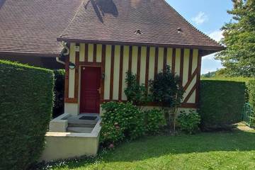 Gîte pour 6 personnes, avec terrasse et jardin, animaux acceptés dans Golf Blue Green Houlgate