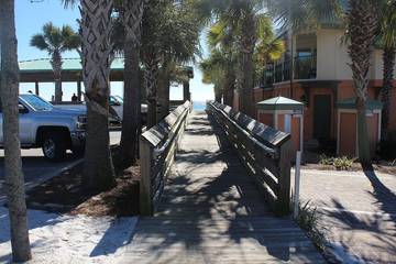 Cabin for 8 Guests in Destin, Emerald Coast, Picture 1