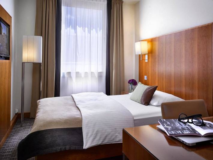 Hotel für 2 Personen, mit Sauna und Garten sowie Ausblick in Sendling München - 3