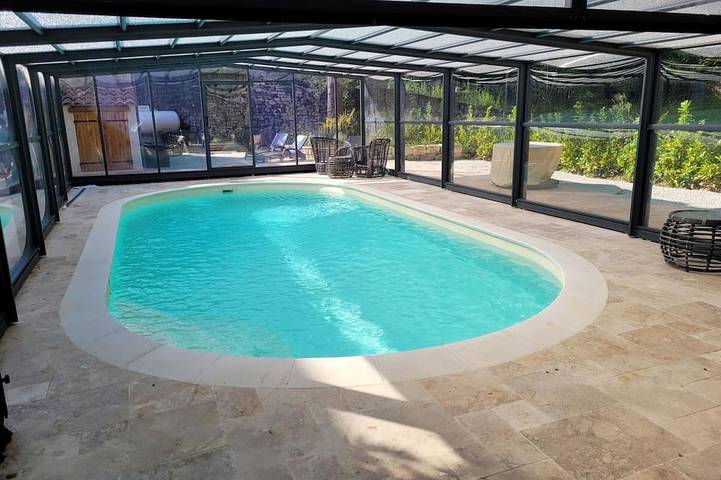 Gîte pour 14 personnes, avec Terrasse et Jardin