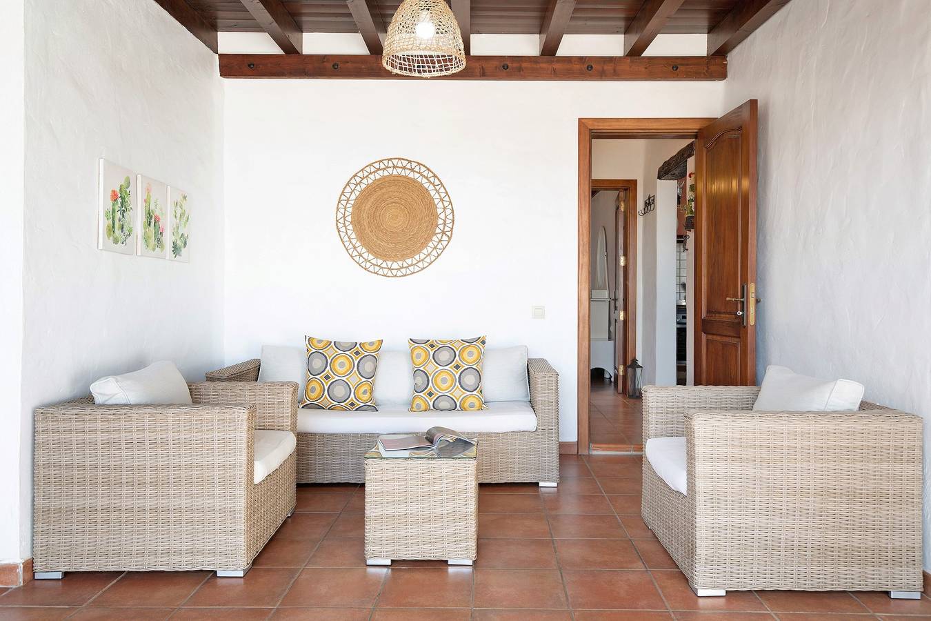 Casa vacacional "Casa Golondrina" con vistas al mar, piscina privada y Wi-Fi in Guatiza, Teguise