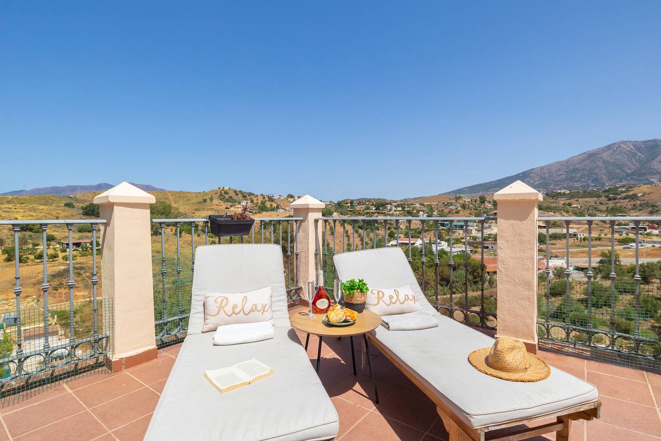Geheel appartement, Luxury Mijas Golf, Pool & Pet Retreat in Mijas Golf, Mijas
