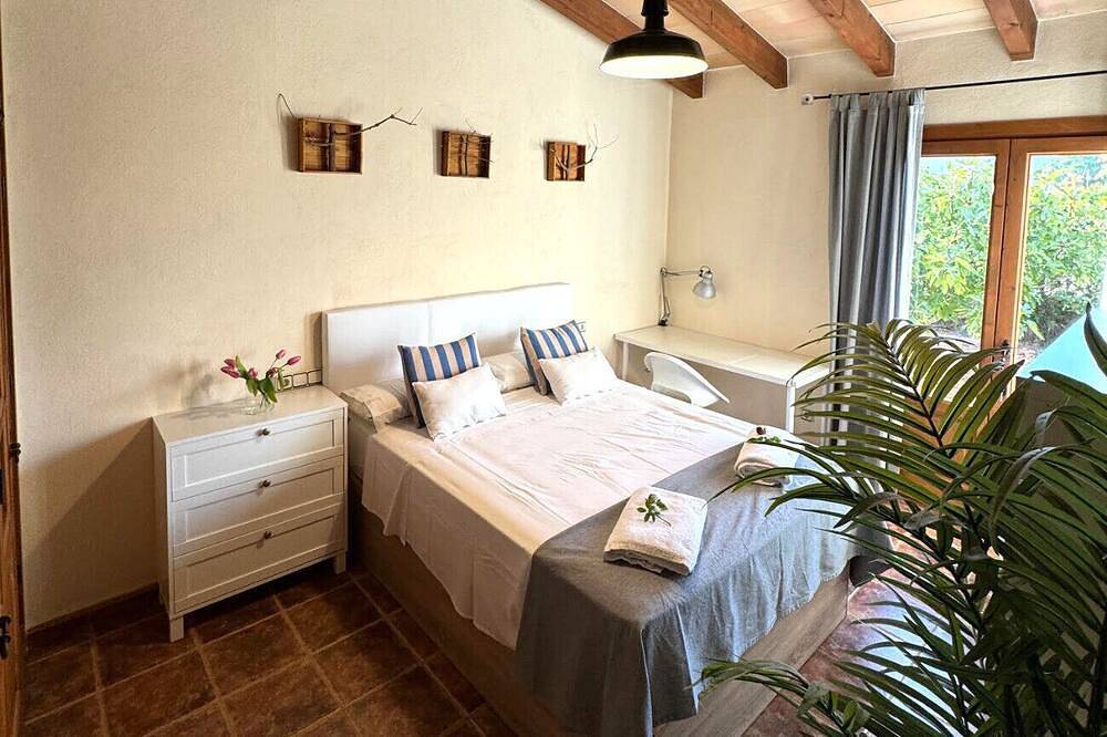 Centrally located Finca Mallorca Sa Tanqueta Pool in Inca, Majorca Center