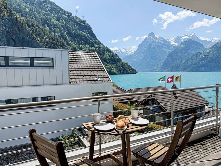 Villa am See 2 / Beach House in Vierwaldstättersee (UR), Vierwaldstättersee