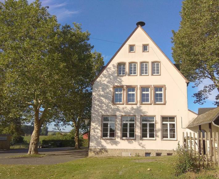 Ferienwohnung für 5 Personen, mit Terrasse und Garten in Bitburg