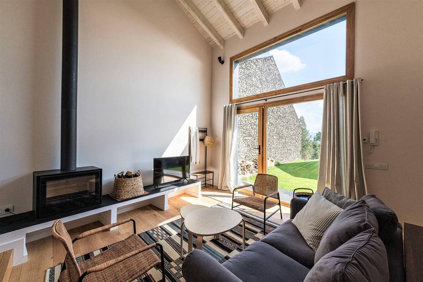 Mitoyenne 2 ch. Cheminée, Jardin, Vues, Sèche-linge et Wifi in Guils de Cerdanya, Cerdanya