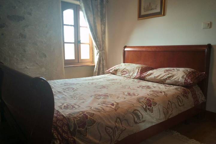 Gîte pour 8 personnes, avec jardin à Pailloles - 4