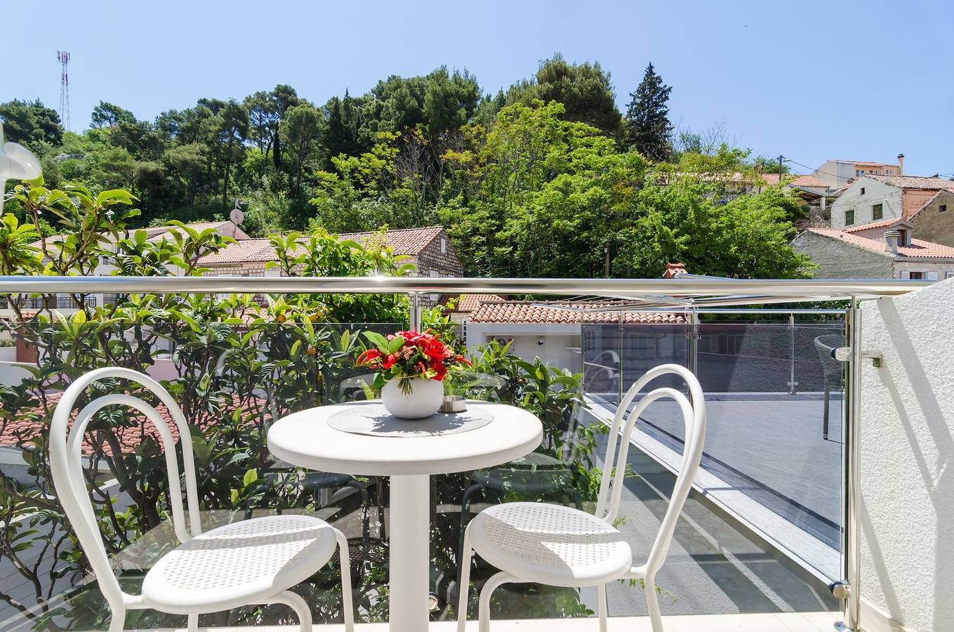 Apartments & Rooms Barišić - Double Room with Balcony and Garden View in Kupari, Dubrovnik-Neretva