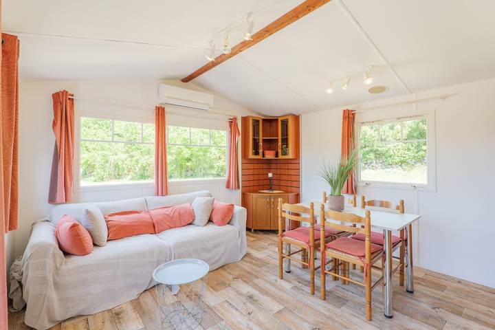 Bungalow für 4 Personen, mit Kinderpool und Garten in Rhone-Alpes - 2