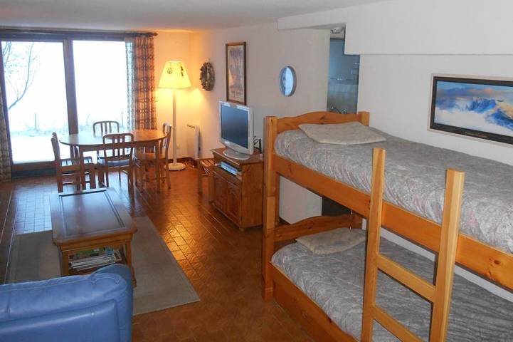 Appartement entier, Soleil  ski appartement T 3  Wifi in Font-Romeu-Odeillo-Via, Parc naturel régional des Pyrénées catalanes