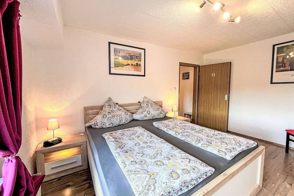 Ganze Wohnung, Holiday-Home Nr 1 am Bostalsee in Steinberg-Deckenhardt, Oberthal