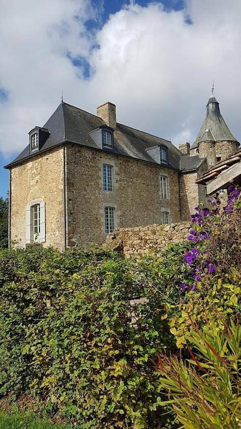 Maison de campagne pour 2 personnes, avec piscine ainsi que jardin et vue à Saint-Pierre-des-Nids - 2