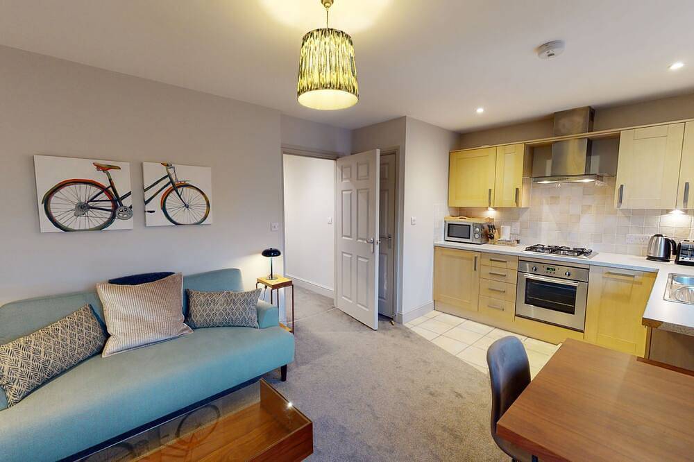 Entire apartment, The Woodstock Suite Vanbrugh 7 | Oxford Holiday Lets | 1 Bed & Sleeps 2 in Oxford, Oxfordshire