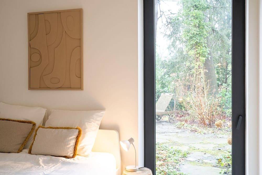 Ganze Wohnung, New and spacious studio Herman near Kalmthoutse Heide and Port of Antwerp in Kapellen, Antwerpen und Umgebung