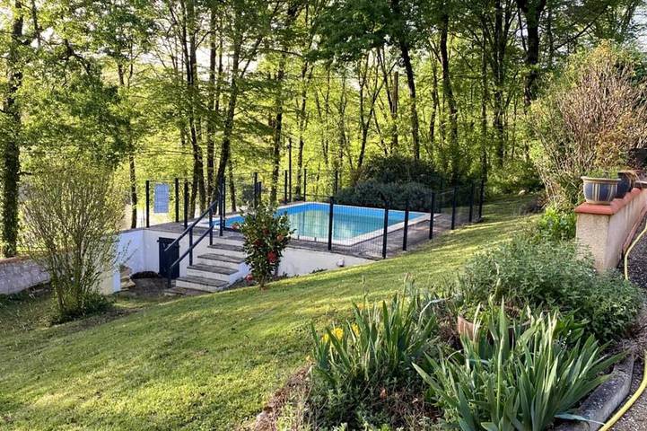 Gîte pour 4 personnes, animaux acceptés à Le Riols