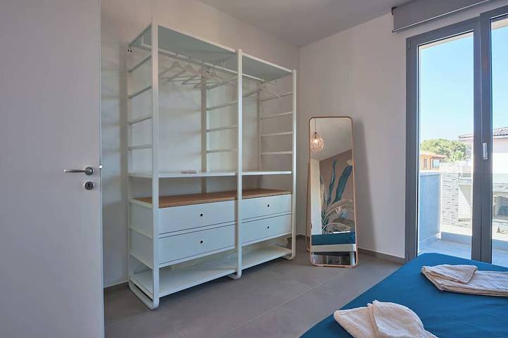 Modern Villa in Sicily: Comfort, Relaxation, Garden, and Parking in Marsala, Trapani Province