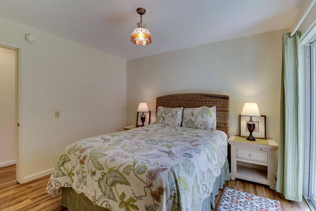 Klassisches Cayucos Waterfront Strandhaus mit möblierter Terrasse und Meerblick! in Cayucos, San Luis Obispo County