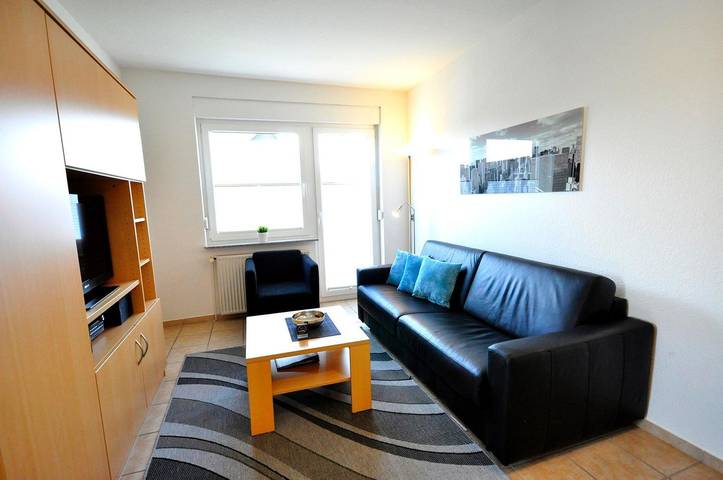 Ferienwohnung für 4 Personen, mit Balkon in Neuharlingersiel - 3