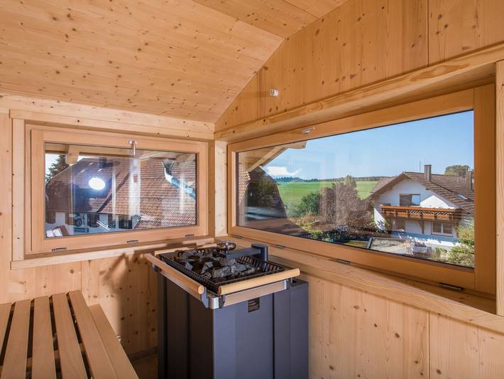 Ferienwohnung für 5 Personen, mit Sauna und Balkon
