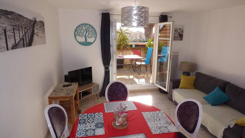 Gîte pour 5 personnes, avec piscine et terrasse dans Office De Tourisme De Narbonne Plage - 4