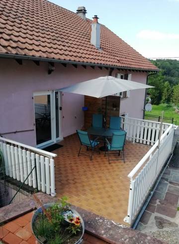 Gîte pour 4 personnes, avec jardin et terrasse dans Sarrebourg