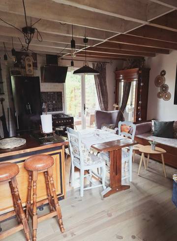 Gîte pour 3 personnes, avec piscine ainsi que jardin et terrasse, animaux acceptés dans Millencourt-en-Ponthieu